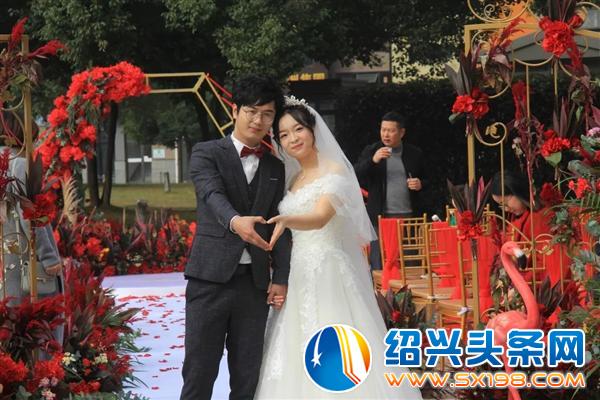 今天我们在金德隆结婚了-1