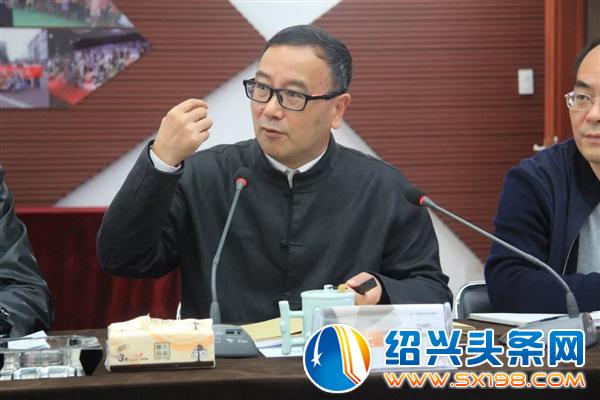 金德隆接受浙江省创建和谐劳动关系先进园区考察组验收-3 金德隆接受浙江省创建和谐劳动关系先进园区考察组验收-3