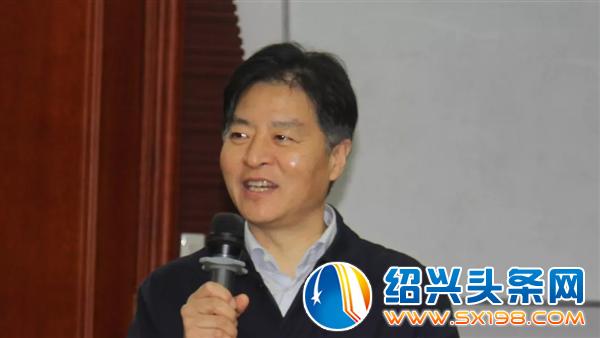 西安高新区艺术家代表团来金德隆考察-3 西安高新区艺术家代表团来金德隆考察-3