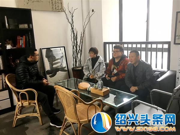 绍职院数字媒体艺术设计专业师生来金德隆调研-4