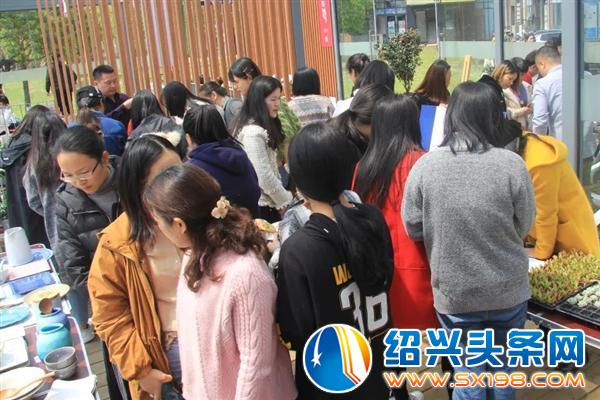 冒着生命危险拿到的绝密节目单