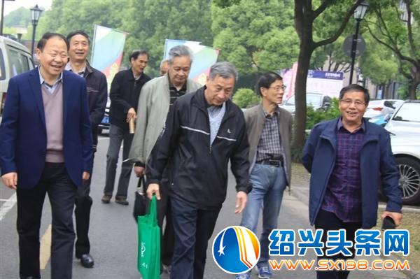柯桥区教育局老干部来金德隆考察调研-3