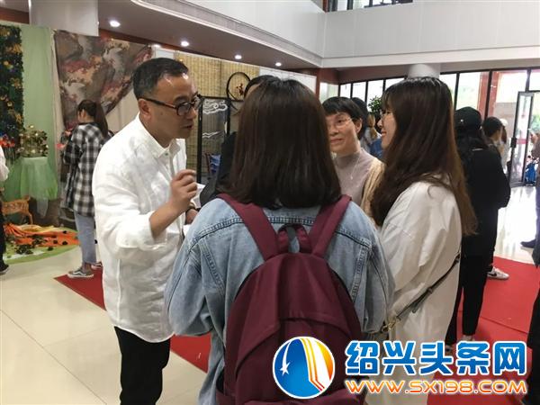 金德隆创始人丁海土艺术设计毕业展演讲-5