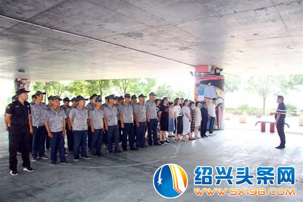 金德隆开展暑期消防演习 金德隆开展暑期消防演习