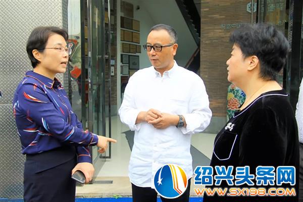 统战部部长叶卫红莅临金德隆考察-5