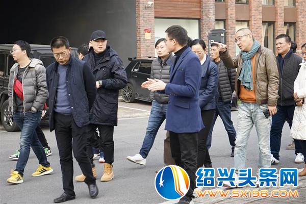 上海光华创意产业发展有限公司总经理许丽红一行来金德隆考察 上海光华创意产业发展有限公司总经理许丽红一行来金德隆考察