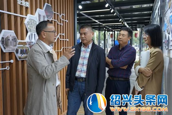 浦江县政协主席一行莅临金德隆考察调研产业园区运营情况-1 浦江县政协主席一行莅临金德隆考察调研产业园区运营情况-1