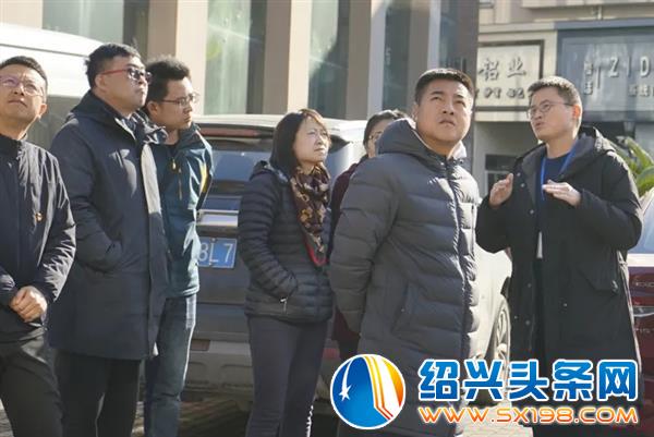 龙山区交流干部莅临金德隆进行考察 龙山区交流干部莅临金德隆进行考察
