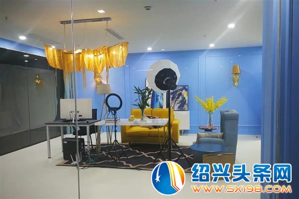 浙江炬鑫文化荣获腾讯-3