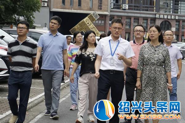 湖州市委宣传部副部长王有娣一行莅临金德隆调研
