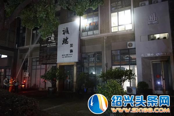 金德隆组织深夜抗台防汛防火应急演练-9