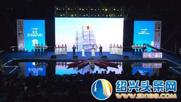 金德隆诗以言志拥抱-4